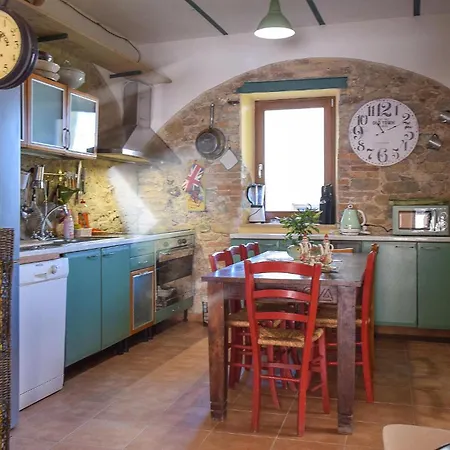 3 Bedroom Gorgeous In *