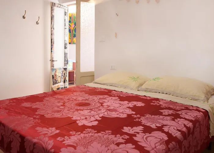 In With Wifi Апартаменты Castilenti